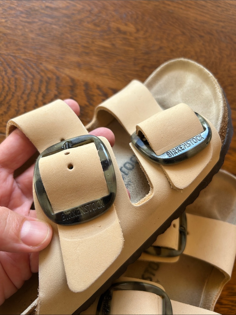 Birkenstock women’s size 35 Two-Strap Sandals in Light Beige - Picture 3 of 6